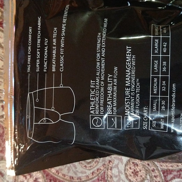 Size M LEO climate moisture black athletic performance boxer briefs - Picture 7 of 13